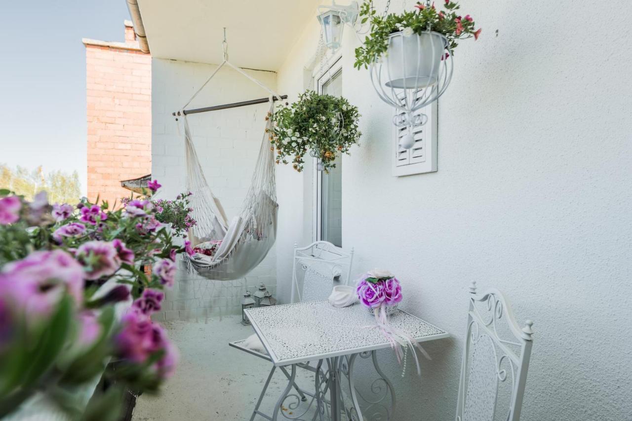 Vintage Lounge Studio By The Sea In 利耶帕亚 外观 照片